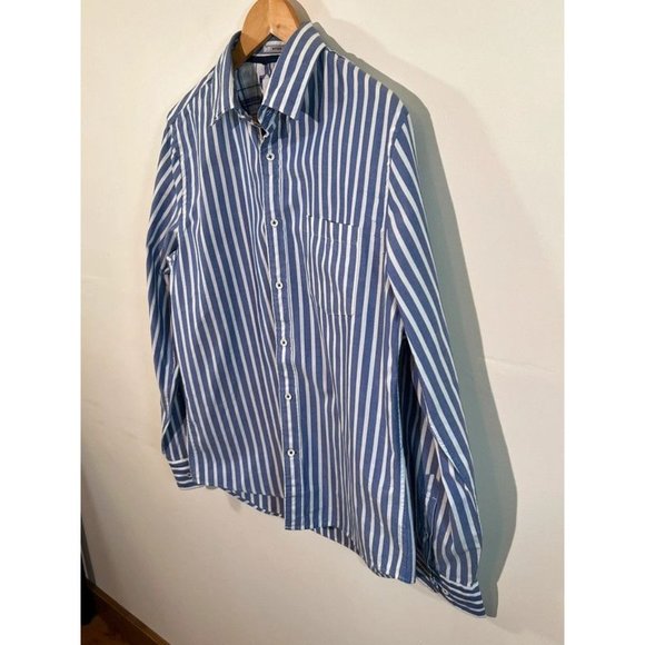 ✨5 for $15✨ Men’s Express Blue & White Button Down Fitted Dress Shirt - Picture 3 of 10